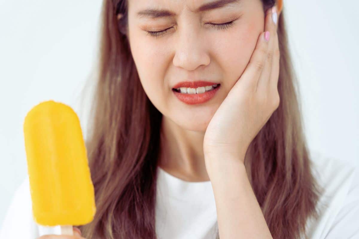 Is Tooth Sensitivity a Sign of a Cracked Tooth?